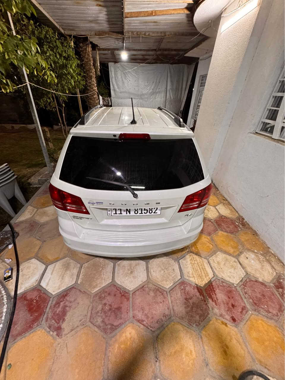 سلام عليك سياره بيها اربع قطع  سياره جاهزه من كلشي نضيفه وحلوه ناشر كلشي يخصها صور حادثها وسونار 
ماشيه140الف اي استفسار ***********هاذا رقمي 
مكاني كربلاء -الحر كربلاء, العراق
