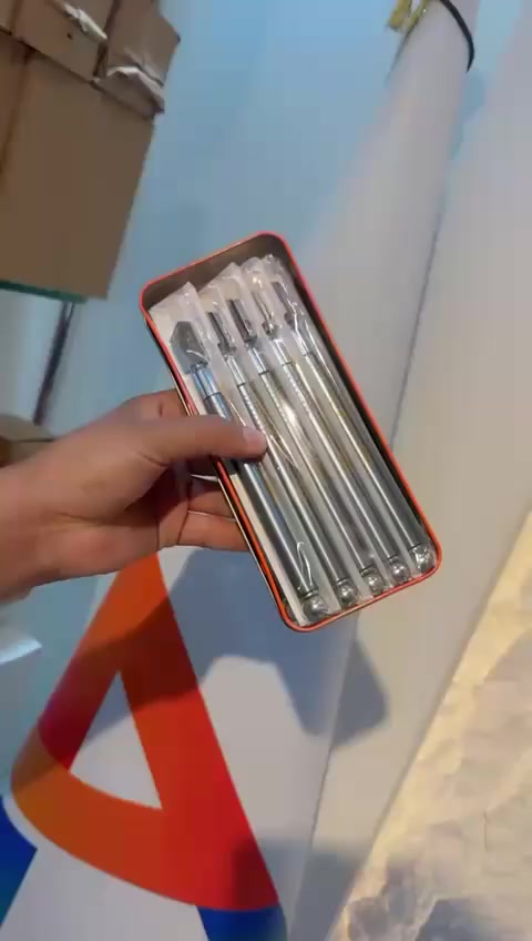 عمار الحاج هاشم ***********
