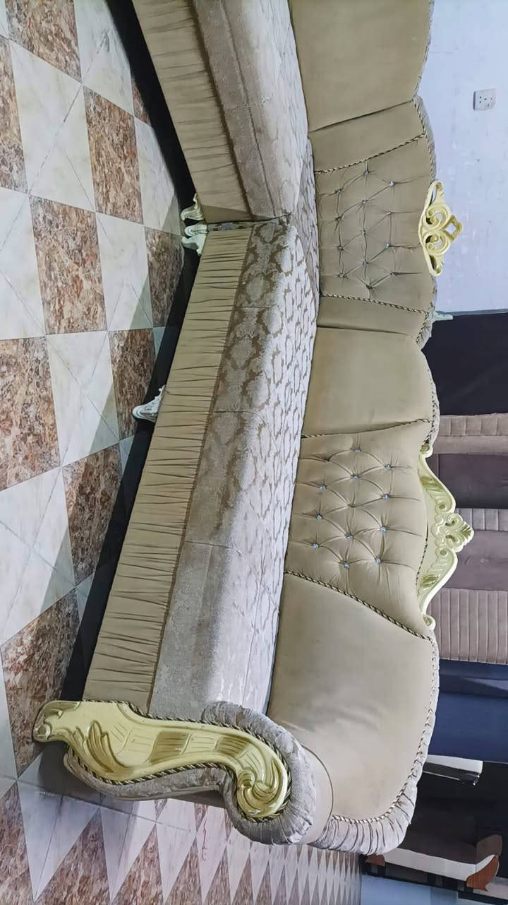 200 الف
***********
***********
