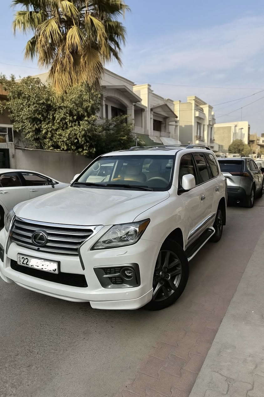 Lexus LX 570 2013
لیکزز ٢٠١٣ خلیجی بریم 
فول فول  
سیارە بدون مصروف دینار مابی مصروف 
طایرات جدید دنلوب 🛞 اصلی
بی ٤ قتعە صبغ بدوون دواخل  بشرط(بس بخ)
سياره باسمي  تحول وكالة نفس يوم
📞تلفون : (***********)(***********) 
📍 مكان اربيل
