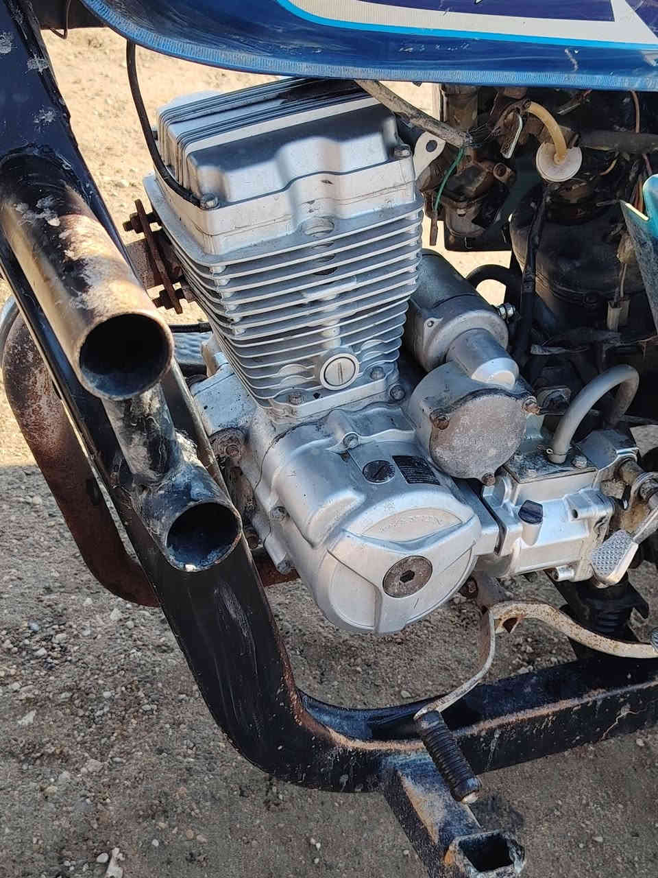 السلام عليكم
ستوتة للبيع نضيفة وخير من اللة 
البكان حي الحكيم للتصال #***********
