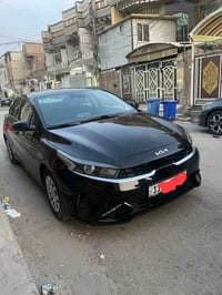 كيا فورتي موديل 2023 حادثها جاملغ وبنيد بدون دواخل السعر 132وبيها مجال...