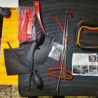 عدة فتح سيارات • ملحقات كاملة • شامل التوصيل