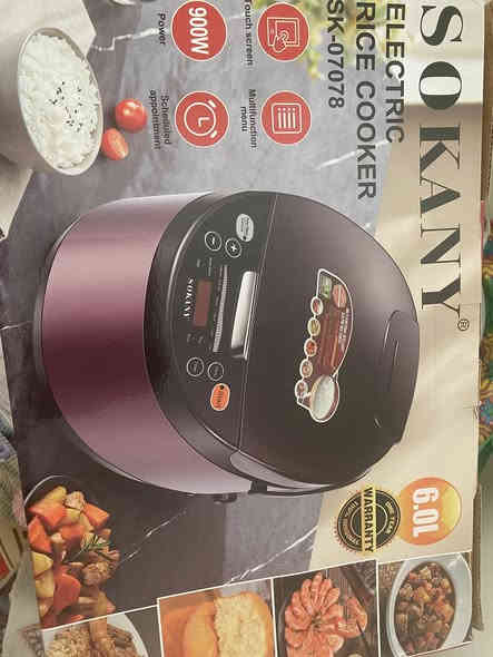 السلام عليكم أغراض للبيع غلايه هوائيه جديده بالكارتون مستعمله اوتي خلاط كهربائي جديد بالكارتون كنتور جديد وجرابي جديده عدد ٣  ودواشك جديده عدد ٣ كامنتر جديد ثلاجه ماركه كلش زينه وطباخ جديد وطبلات وميز طعام جديد مع ٣ كراسي قنينه غاز دواشك عدد٢ بردات اكو بعض أدوات المطبخ هديه للمشتري 
للستفسار على هذا الرقم ***********
