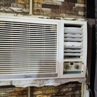 مكيف ميديا للبيع  تدفئه تبريد  على الفحص السعر 250 العنوان بغداد الأمي...