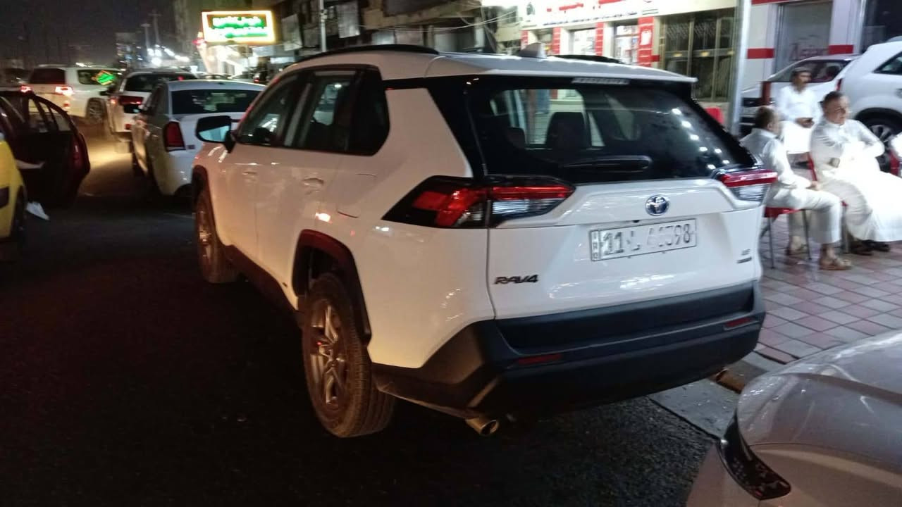 السلام عليكم راف فور موديل 2022 دفترين وبيه مجال
مكان الفلوجة
***********
