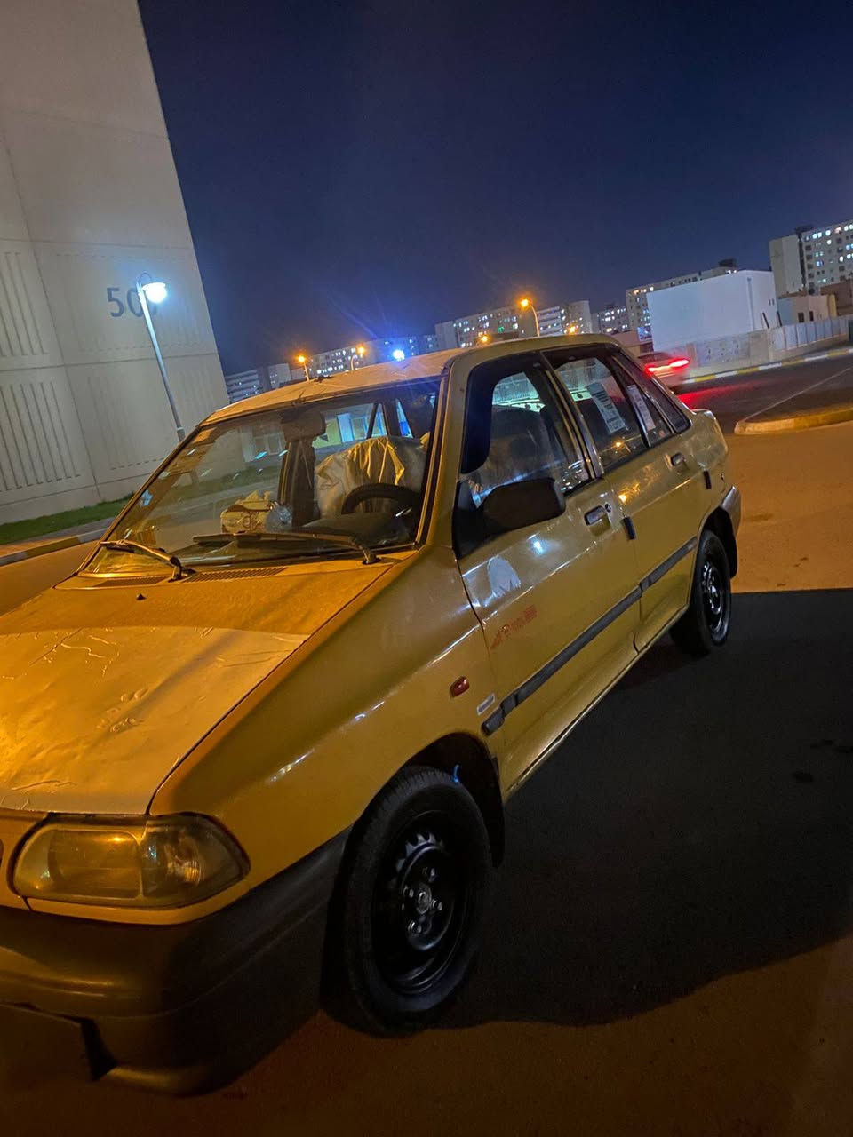 سايبا موديل 2012
حداديه صدر جدد رقم دولي 
مصفره هيئه وغرامات السياره أحلى من الصور 
السعر 25 وبيهه مجال بصيط للاستفسار ***********
