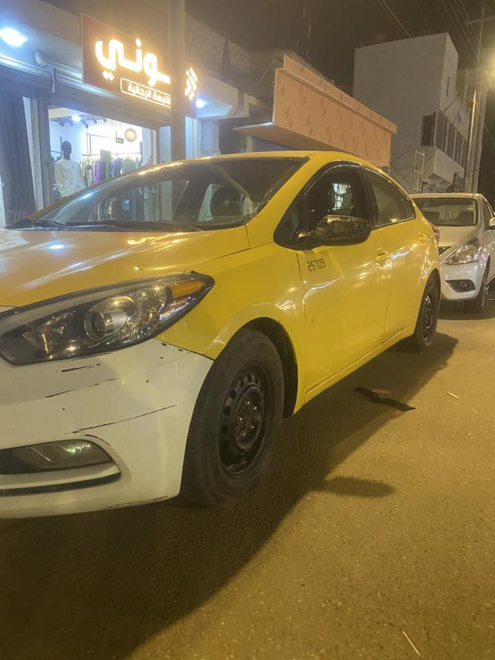 سلام عليكم فورتي رقم بغداد بسمي مكاني بصره سياره بنيد زاد جاملق بنيد نفسه راجع يرادلها ترتيب مكينه كير تبريد حداديه تخم تاير كله كامله بيها نواقص قليله مكاني امن الداخلي سعر ٩٢ وبيها مجال ‭٠٧٧٥ ٠١٢ ٤٩٠٠‬ مديل ١٦
