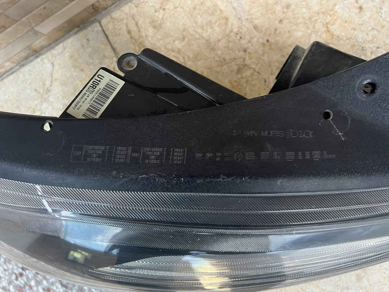 السلام عليكم 
للبيع مازده سورنتو 2016 + كمبريسر سبورتج 2014 + بلوجكترات 
 تفصيخ من السياره وكاله 

الاستفسار 
***********
