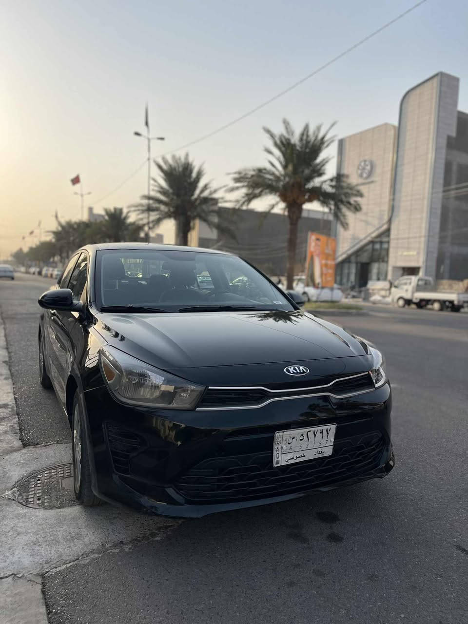 للبيع كيا ريو 2021 رقم بغداد مكينه 1600 دوش ماشية 67 الف كيلو حادثها خلفي بدون ايرباك قبق جنطه ورش جاملغات بدون معجون السيارة جاهزة ميحتاج دينار تصرف عليها
/ شاشة جبيرة / مكينه 1600 دوش / كار بلي / كامره خلفيه / 
مكينه وكير وتبريد مكفولات صور الحادث منشوره
سعرها 120$ ورقه
مكاني بغداد السيدية ***********
