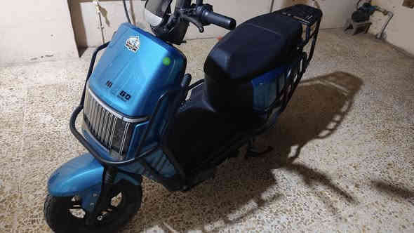 السلام عليكم دراجة شحن للبيع ماركة ساو ملف 3000 واط وبالشحنة الوحدة تمشي من 50 الى 60 كيلو تجي 3 سرعات وسرعتهة 80 ودراجة جديدة بعدهة مدرعة كامل بريكات هايدروليك دسك بريك بالمكان سعرهة 800 وبيهة مجال بسيط وبيهة ضمان بالشرط مكاني كركوك ***********
سبب البيع محتاج فلوس
