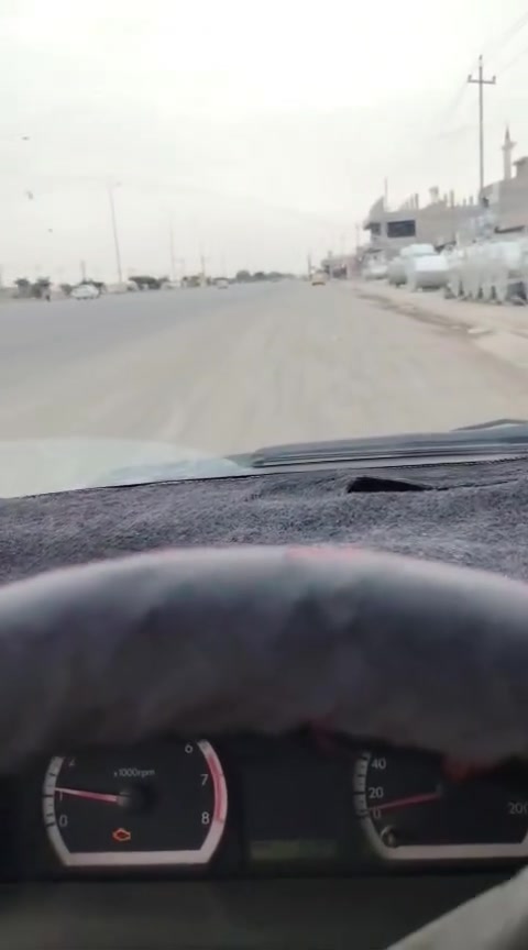 السلام عليكم.. 
بيت للبيع 100م مربع طابقين وبيتونه. 
الطابق الاول يتكون من كراج سيارة واستقبال وهول ومطبخ وغرفه نوم وصحيات...

والطابق الثاني يتكون من هول وغرفتين نوم وصحيات وبيتونه بالطابق الثالث....

 ماء مع كهرباء واصل 
الموقع /حي بدر خلف شركة الاحمدي 
السعر 48وبي مجال بسيط
التفاصيل مذكورة بالفيديو اكثر 
للأستفسار اكثر الاتصال ع رقم *********** يتوفر واتساب

