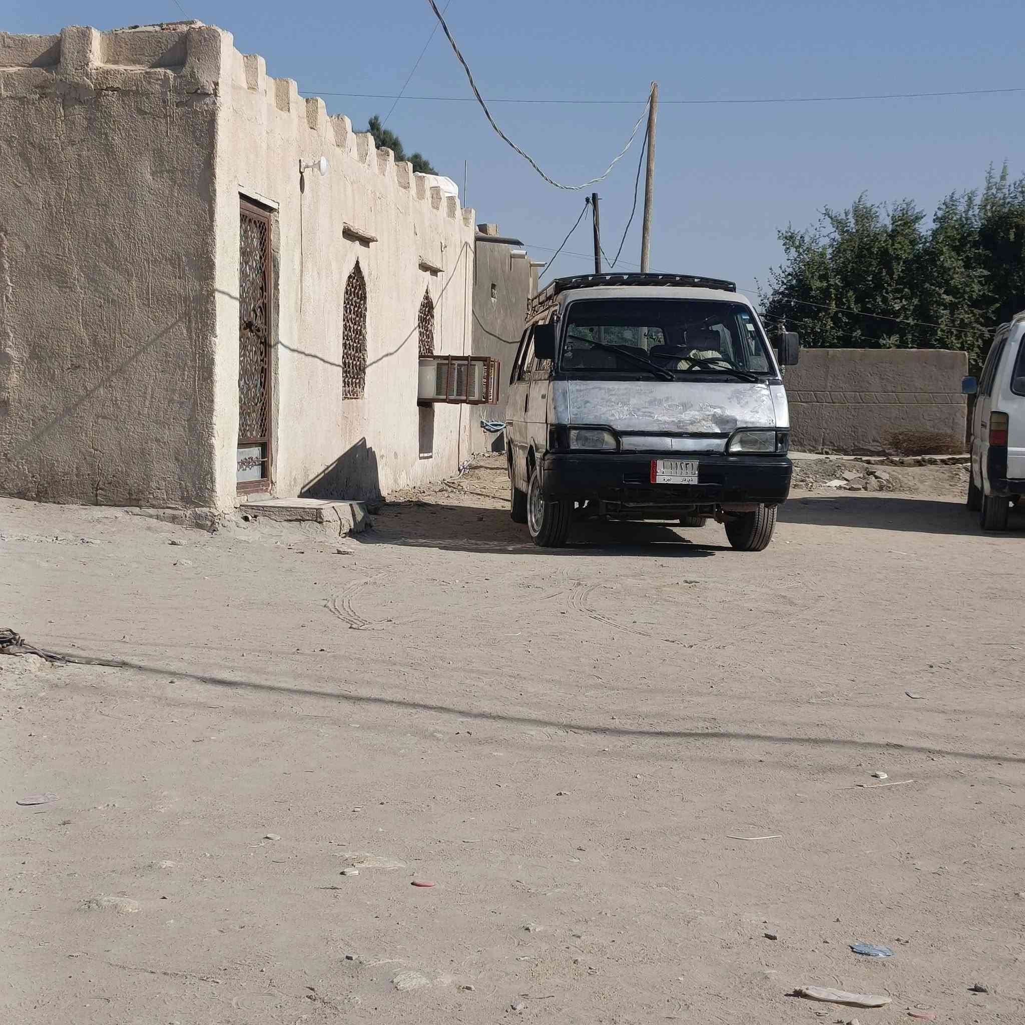 السلام عليكم
كيه بسته ٩٣ كير محرك حداديه كفاله تواير جدد 

راعيه موجود رقمها بيض لماني ذي قار  السعر ٢١ وبيه مجال الاستفسار ***********  ناصريه مركز
