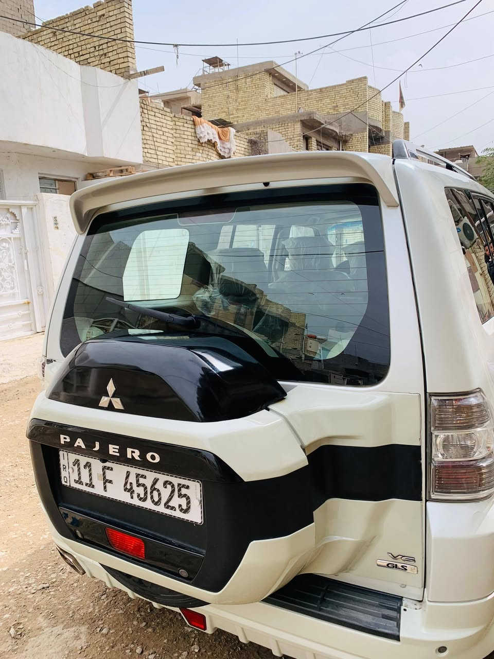اريد مراوس بصول شرط بغداد 
بس كون جديده 
باجيرو موديل 10 حبتور كامل مواصفات أعلى فئه رقم بغداد بأسمي 
 ***********
