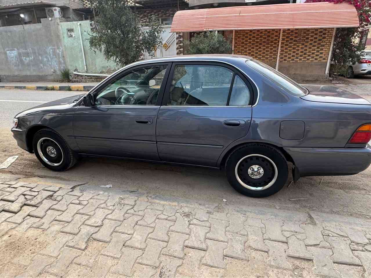 السلام عليكم سياره كورله مديل ٩١ الون رصاصي رقم بغداد مشروع وطني محرك كير حداديه جديد مكفوله من ضربه ونقل بس صبغ عام لجماليه  سعر ٥٧ بيه مجال قليل مكان نجف ستفسار  تصل على رقم ***********
