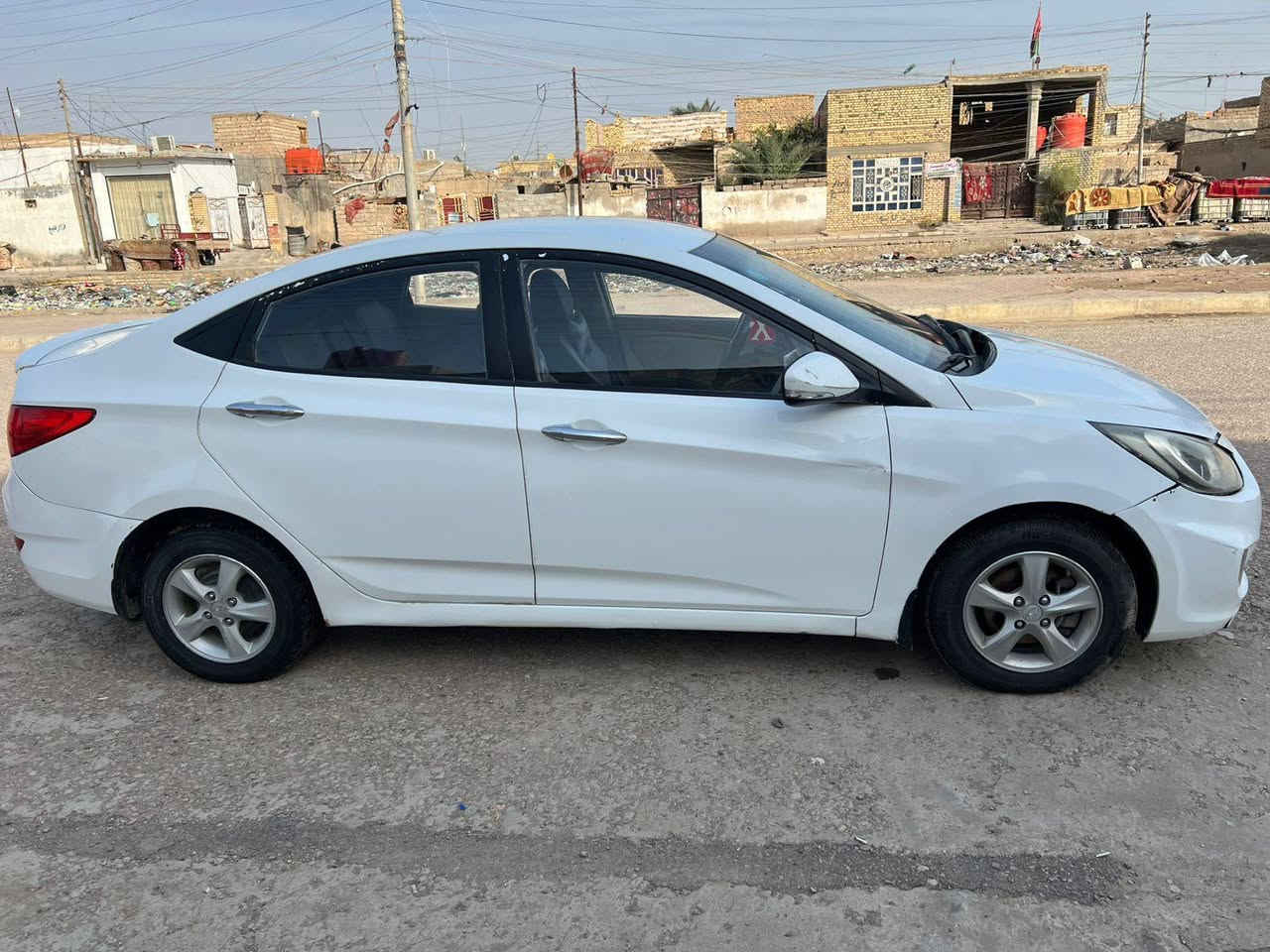 اكسنت موديل 15,// سياره مكفولة كفاله عامه من ضربه وتبديل. سياره بيها قطع صبغ. الجماليه فقط مكينه وكير كارتون. كهربائيات حداديه فول تخم تاير. السنويه ال 30. ارقام جدد نكليزي. سياره جديده باكيت.  السعر 👈.   75.  وبيها مجال قليل. العنوان العمارة 🦅 مكلف بنشر شراي تصل علا صاحبه 📞‏‪***********‬‏
