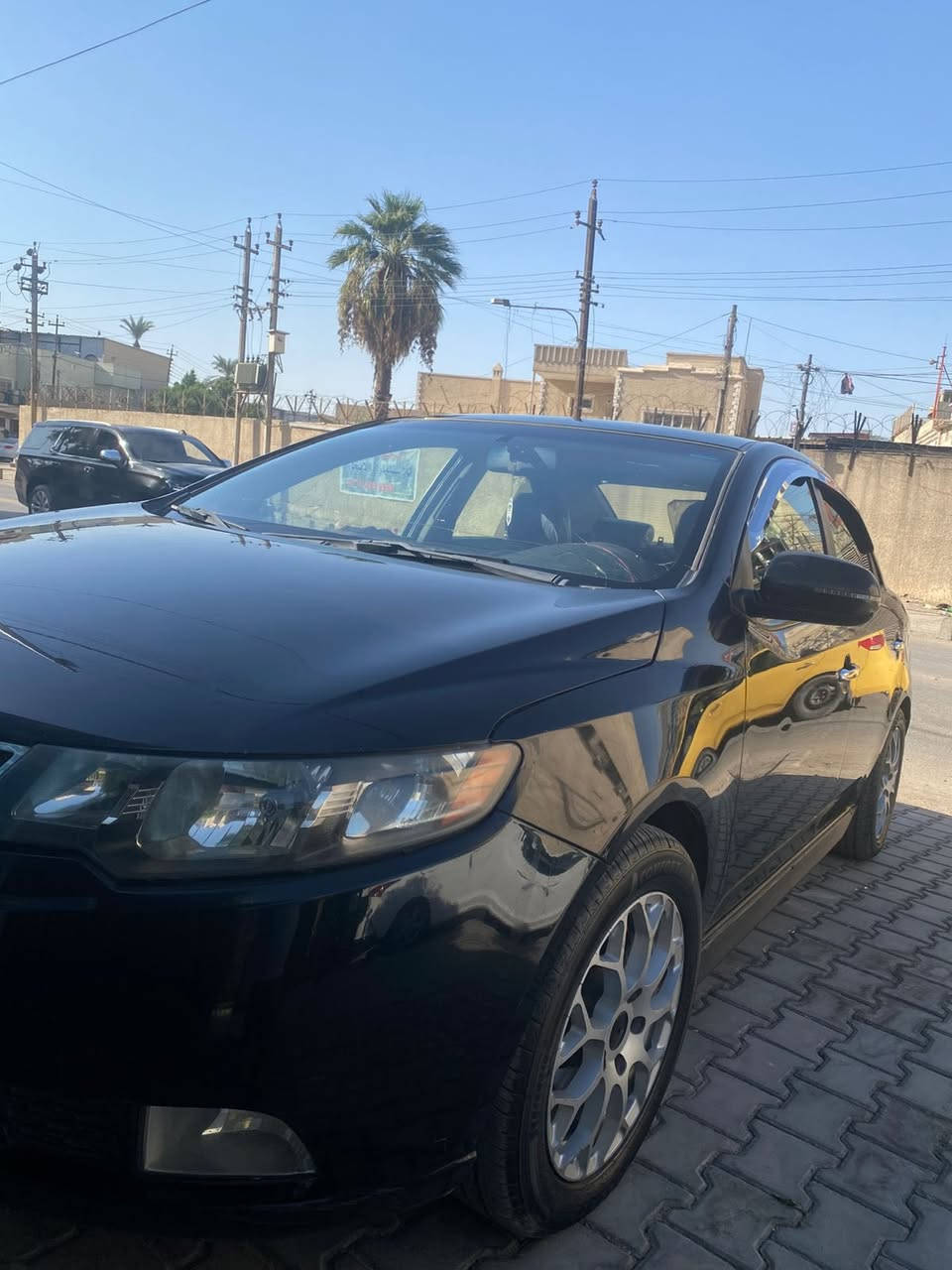 السلام عليكم
فورتي ex موديل ٢٠١٢ فول مواصفات ١/١
رقم بغداد باسمي مميز
مكينه ١٦٠٠ دوش 
ويل رياضي 
باتري جديد
تخم تاير جديد
فيت بم جديد
عليها ادامه للمكينه 
كشنات جلد ارضيه جلد 
تحكم ستيرن جهتين كروز سرعه
سلايد روف طكتين 
صدر امامي خلفي جديد
السياره مبدل بنيد ودعاميه بلادي 
السياره كلها ليبل واحد 
السعر ١١٥ وبيها مجال حك الجيه 
العنوان بغداد الشعب 
***********
