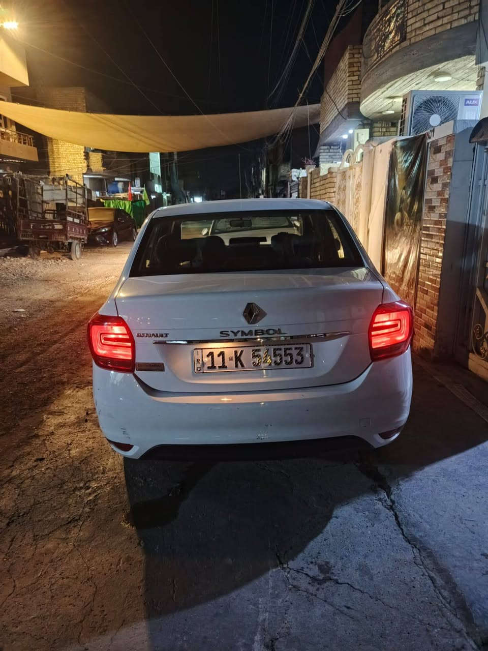 السلام عليكم
رينو سمبل 2019
السياره حلوة وجديده
ماشية Km140
رقم بغداد حرة باسمي شرط التحويل 
بيهة جاملغ مصبوغ وبارد بالجاملغ الثاني الباقي كفالة
75 وبيهة مجال بسيط
العنوان بغداد/البياع
***********
