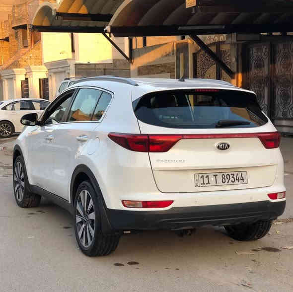 السلام عليكم ❤️
سبورتج 2019 خليجي الشركة الدولية العراقية
رقم بغداد الدولي بأسمي 
مكفولة كفالة عامة بيها بارد صغير كلش بالباب 
سونار مرفق بالمنشور السيارة نظيفة جداً
المواصفات : زراك لايت / حساس امامي + خلفي / مري شفط / داخل بيجي / سايد بريك بالقدم / انظمة قيادة / قطعتين تبريد / مكينة 2000 دوش
السعر 190 وبيها مجال بسيط
مكاني بغداد
***********
