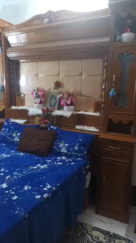 غرفه نوم صاج حطاطه 
ضخمه أربعينه مع دوشك 

مستخدمه المكان فلوجه 

الشراي خاص


**إذا كنت صاحب هذا الإعلان وتريد حذفه لأي سبب، رجاءا أرسل رسالة إلى الدعم الفني**