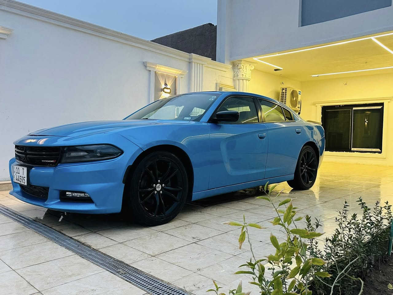 ‏بسم الله الرحمن الرحيم اللهم صلي على محمد وآل محمد
‏تشارجر للبيع موديل 2016 السيارة بدون إرباك بدون ضربة عدد الدعامية الخلفية صور الحادث مرفقة فقط دمي خلفيه الباقي كفالة عامة سيارة رقم بغداد مشروع وطني باسمي رقم إنجليزي سونار مرفق ويا المنشور فقط أربع اصابع بل جنطه صبغ موضح بال سونار
الهاتف ***********
السعر 198 وبيها مجال جدن قليل ماكو هيج سعر كفاله بل خير الصير من نصيبه 
ماصفاتها معروفه سياره 
شاشه جبيره 
كامره دواره 
تشغيل عن بعد 
محرك 3600 🚀 
سياره تو ويل 
ويل كب 20 كروم بلادي مال امريكه 
كشنات حار 🌶️ 
سياره كشنات كهرباء ⚡️ 
سياره ماشيه 61 m ميل حقيقي وين تريد تفحص حاضر سياره جانت مضمومه ست سنوات محد طالع بيها 
العنوان بغداد الدوره 
الهاتف ***********
