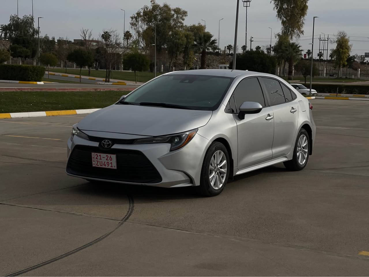 سلام عليكم
تويوتا كرولا 2024 لون سلفر
مواصفات LE PLUS
بصمه
بريك بصمه
ويل كب
رادار امامي
رادار خلفي
رادار جانبي
تشغيل عن بعد
لايت زينون
شاشه كبير
كامره
سياره حادثها جملغ حافت بنيد بدون دواخل بدون بجم
راديترات غاز تبريد كلها بلادي
ايرباك فقط برده طاك
ستيرن او دشبول بشرط بلادي ١٠٠/١٠٠
سعرها ١٤٩ بيها مجال للطيبين
للاتصال او وتساب *********** أربيل, العراق
