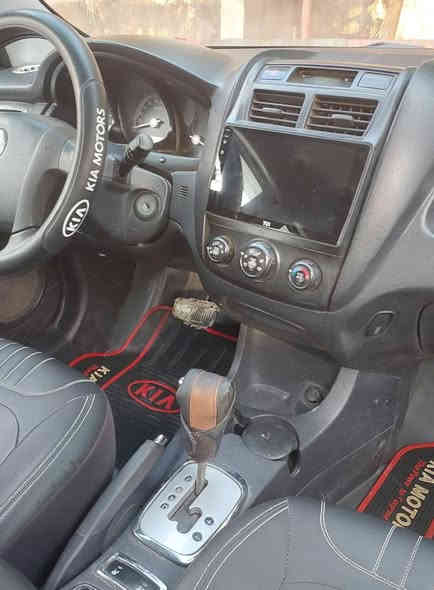 سبورتج ٢٠٠٩ خليجي كير محرك مكفول شاشه لمس تخم تاير كله جديد شرط كشر موضح بالصور حادث مابيها فقط تبريد عاطل اي استفسار هذا رقمي *********** والسعر ١١٥
