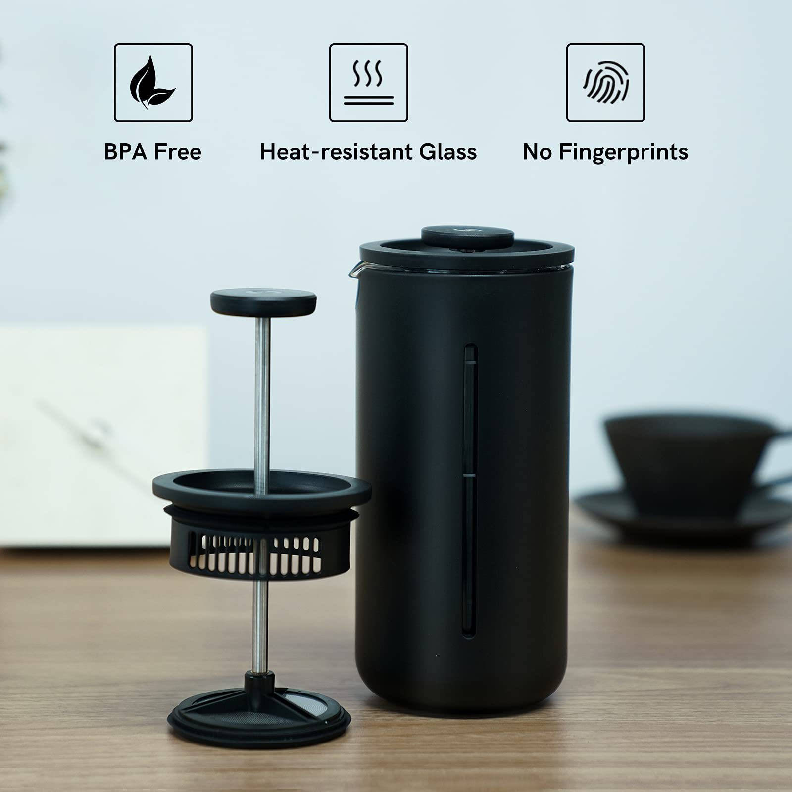 فرينش برس U من تايمور
أداة الفرينش برس بتصميم انيق وبسيط من تايمور، متعددة الاستخدام وتناسب مشروبات الشاي والقهوة.

المميزات:
مصنوعة من زجاج البورسليكات والستانلس ستيل عالي الجودة.
غلاف عازل من مادة البولي بروبيلين ومصنوع من السيليكون.
فلتر و مكبس ستينلس ستيل ناعم وسليكون آمن غذائيا
صنبور صب على شكل V.
زجاج مقاوم للحرارة
سهلة التنظيف.

المواد: زجاج بوروسيليكات 
وستانلس ستيل.
اللون: متوفرة بالأبيض، والأسود.
السعة: 450 مل.
متوفر جملة ومفرد


**إذا كنت صاحب هذا الإعلان وتريد حذفه لأي سبب، رجاءا أرسل رسالة إلى الدعم الفني**