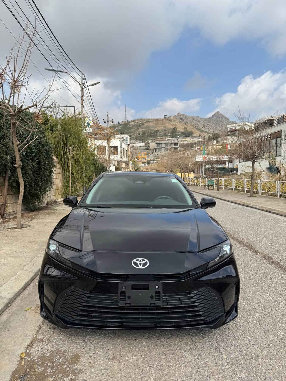 تويوتا كامري موديل 2025 مواصفات le ماشية ٥ الف مايل سبغ بولند جملاغ بدون دواخل ايرباك بدون تعديل بار بقسة حتا دعاميات بدون سبغ سيارة موجود عقرة معرس دبي 
سعر 218 مجال 
رقم تلفون *********** اكر, نينوى
