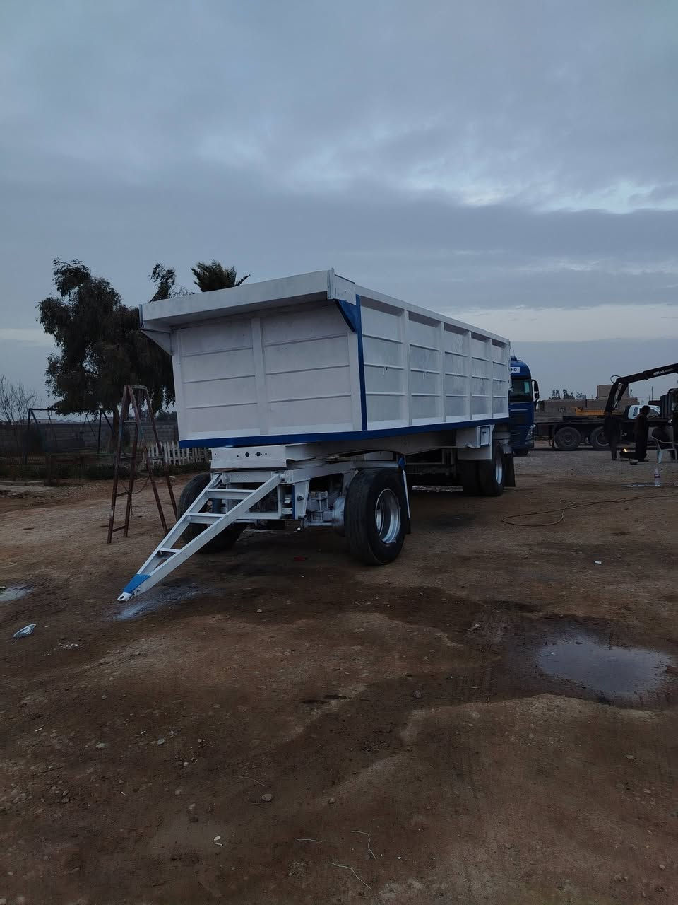 سلام عليكم عربانه المانيه طول 7متر مكفوله دناكير مربع 16صينيه 110 وباقي لستفسار عله رقم ***********. ***********
