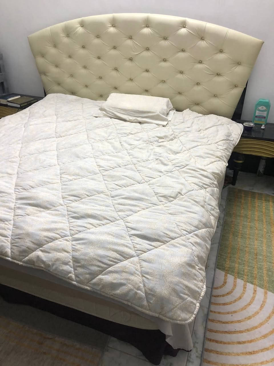 غرفة نوم من النوع الثقيل لمعرفة التفاصيل اتصال على هذا الرقم 👇الغرفة نظيفة جدا أخت الجديد
***********
