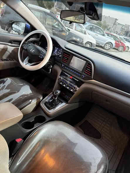 السلام عليكم ورحمة وبركاته (للبيع)موديل 2020 وارد امريكي مكينه 2000 دوش كير محمور ايتي كير مكينه مكفولات ماشيه 100  مواصفات رادار امامي وجانبي وطريق مسار شاشه كبيره كامره دواره حادثها جاملغ وبنيد مبدلات وبيها تصليح بل لغد وهنا بيها الصندوك صبغ وسونار بل منشور سعرها مناسب 122 ورقه بيها مجال بسيط مكاني بغداد حي البنوك الأستفسار *********** اخوان لحد يعلق تعليك محلو ارفعو المنشور بكلمه طيبه
