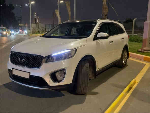 السيارة كفالة من الصبغ والضربة بيها ملاحظات صغيرة 

 المواصفات والتفاصيل : 
موديل: 2015 الشكل الحديث
وارد: خليجي 
فئة: برستيج (Full Option)
محرك 2.4 – 4 سلندر اقتصادي
دفع رباعي (AWD) قابل للفصل
فتحة سقف بانوراما كاملة
مقاعد جلد طبيعي
تبريد وتسخين مقاعد أمامي وخلفية
تحكم كهربائي بالمقاعد
تشغيل بصمة + دخول ذكي بدون مفتاح
حساسات أمامية وخلفية
تحكمات ستيرن 
نظام بلوتوث + AUX + USB
تحكم بالتكييف منفصل أمامي وخلفي (Dual Zone + Rear AC)
نظام تثبيت السرعة (Cruise Control)
مري شفط
إنارة أمامية وخلفية LED
٣ قطع تبريد 
 السيارة رقم شمالي 
193

تجي تگلب وتاخذها لأي سونار الي يعجبك واني خادم ...
مكانها بغداد 
للتواصل 
0785 991 7831
