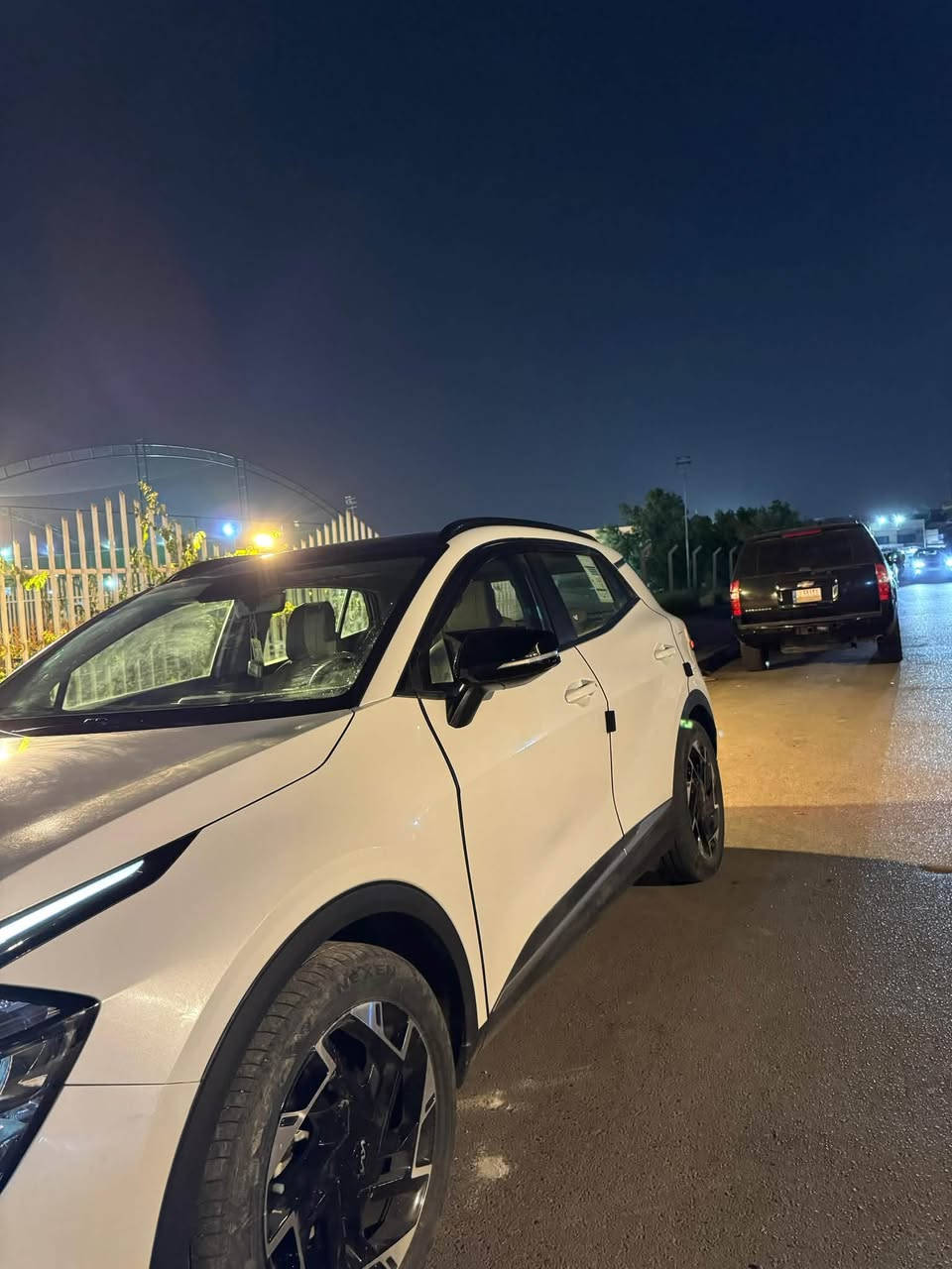 كيا اسبورتج خليجي 2025 رقم بغداد ماشية 32الف ب220$
✔️بنوراما 

✔️بصمة + تشغيل عن بعد 

✔️جنطه كهرباء 

✔️كراسي كهرباء + تدفئه كراسي 

✔️شفتات ستيرن 

بيها بارد بسيط بالباب موضح بصورة + نفس الباب دبل كوت يجي من شركة مصبوغ مرتين   

السعر 220$
التواصل /***********
