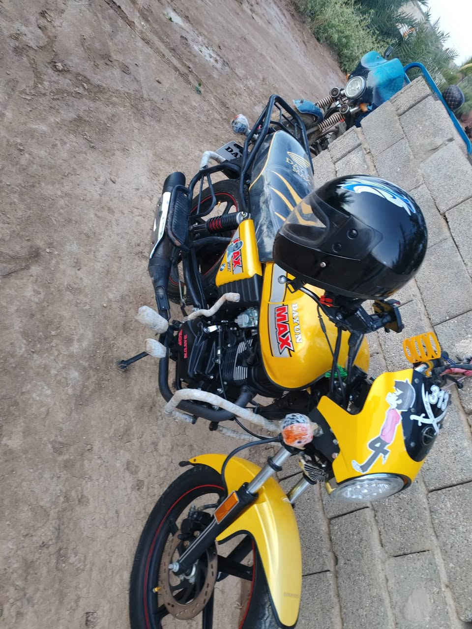 دايوان ماكس 2023 مكفوله للبيع مكاني كوت الأحرار *********** *********** سعر خاص
