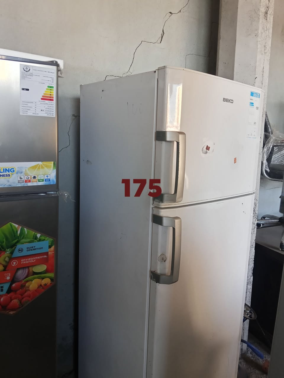 بعد السلام مسواك كما واضح بصور 
السعار بصور 
للبيع نقدي فقط 
مكان محلي ناحيه العباسي الشارع العام الشلال قرب ورشه جعفر 
رقم الهاتف
***********
