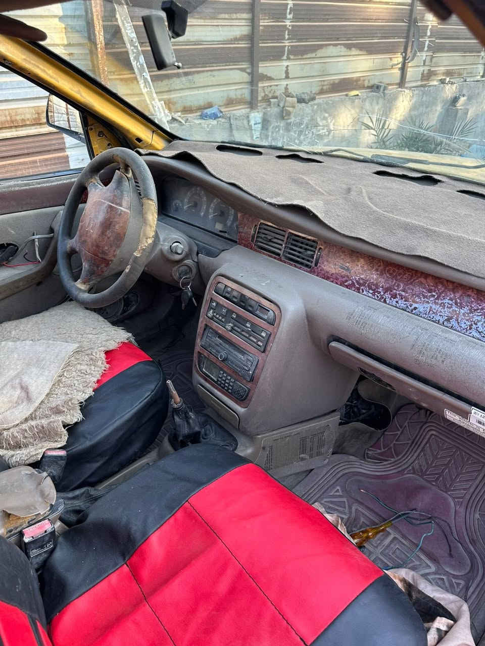 سمند  2011 رقم بغداد الماني 22او بيه مجال كير معرك خير من الله. البدي شوف العين ***********واتس عنوان السيارى بصرى ابو الخصيب
