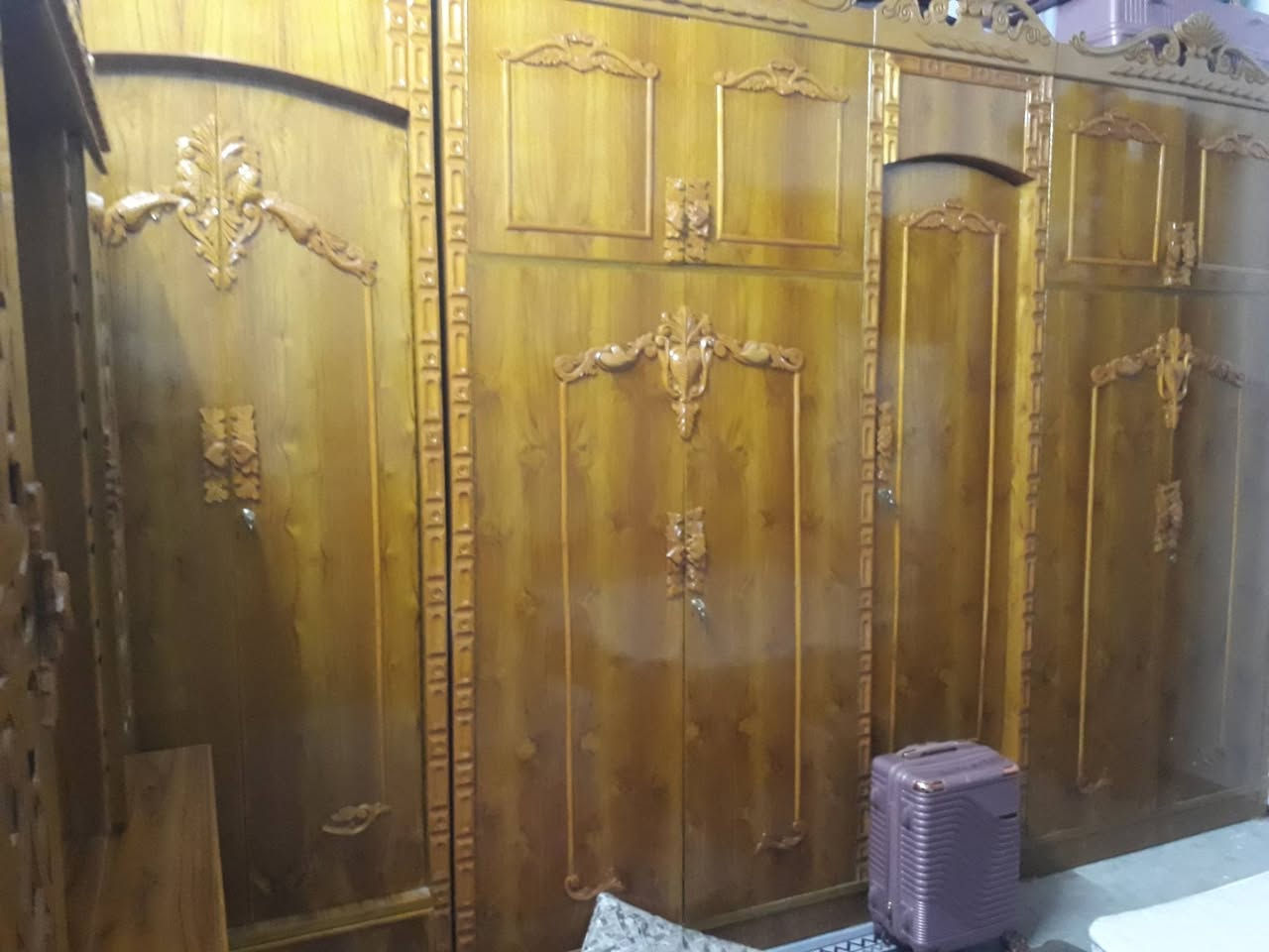 غرفه تاج علي سعر ٩٠٠ ***********
