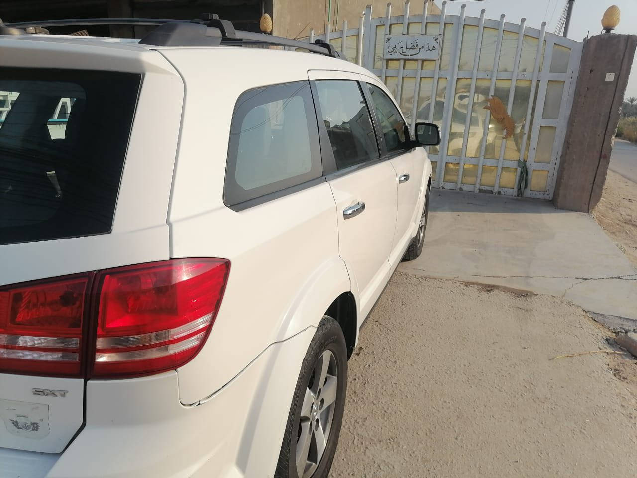 دوج جورني رقم بغداد الماني موديل 2009 مكينة 6 سلندر 3500
كشن السايق كهربائي تدفئة بالكشنات 

3 قطع تبريد 

دبل كزوز 

كير ومكينة بحالة جيدة 

والسونار مرفوق بالصور 

***********
