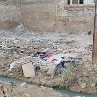 قطعة أرض للبيع المساحة ١٠٠ متر مربع  الواجهة ١٠م × النزال ١٠م الموقع م...