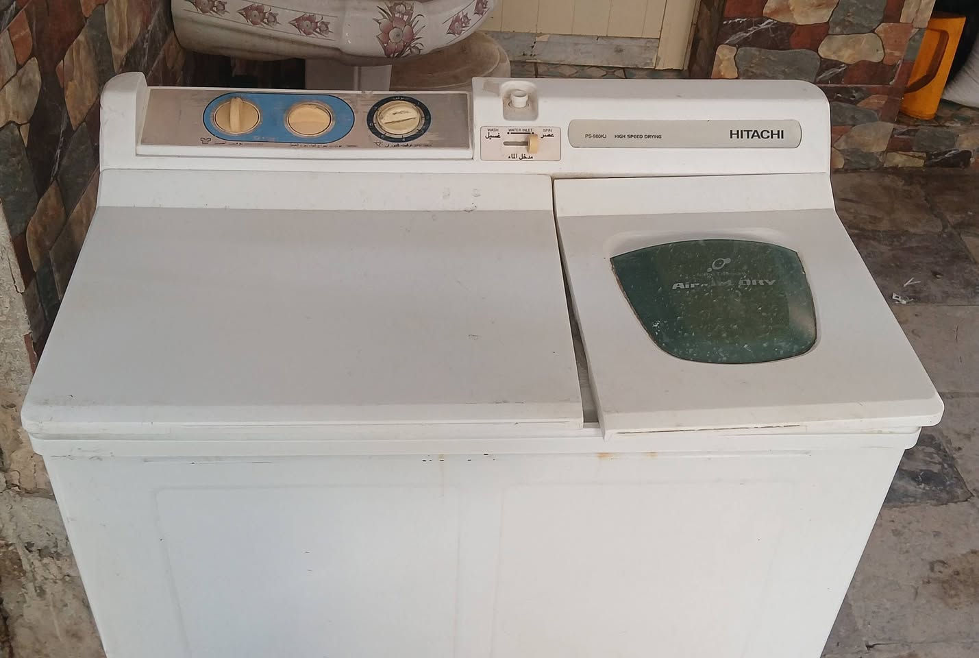 سلام عليكم عندي غراض للبيع كله شغال غسالات وصوبات كلمن وسعر رسلني واتساب وبالخدمه ***********
