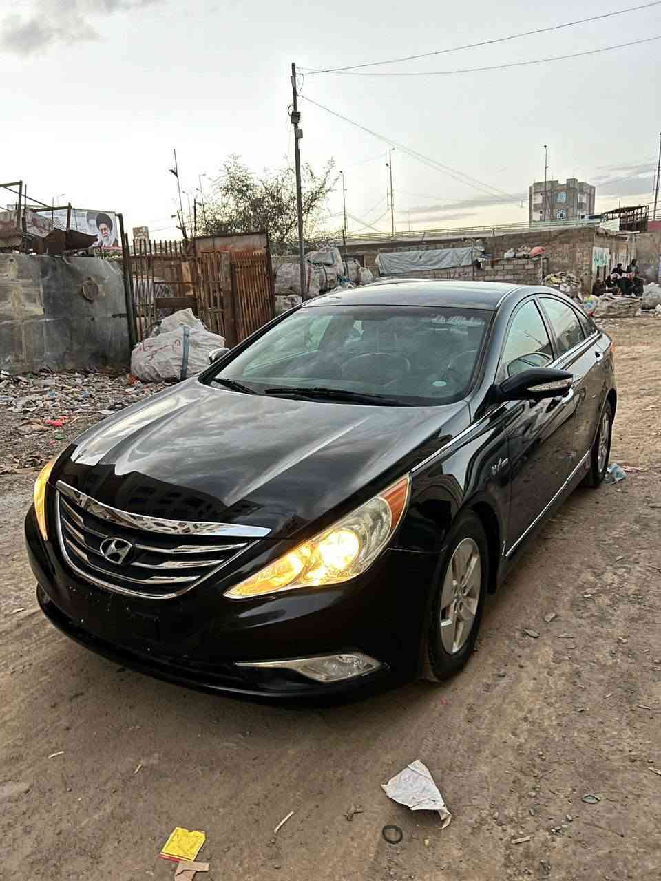 🔥 *عرطة اليوم* 🔥 7/3
_هيونداي سوناتا هايبرد  SONATA 2012_ 

_الممشى:_ 170 ألف كم | _لون أسود فخم_ | _داخلية بيج جلد_ 
_المواصفات:_ شاشة، تحكم دركسون، مكيف لمس، جنوط 
_الحالة:_ مكينة وقير على الشرط، بودي نظيف 

💰 _السعر: 4,500 دولار كاش_ 
سيارة فخامة بسعر عرطة 

📍 صنعاء جوله دارسلم جوار حوش مرور دارسلم | 📞 772941857 
_سكاي برابوس_


**إذا كنت صاحب هذا الإعلان وتريد حذفه لأي سبب، رجاءا أرسل رسالة إلى الدعم الفني**