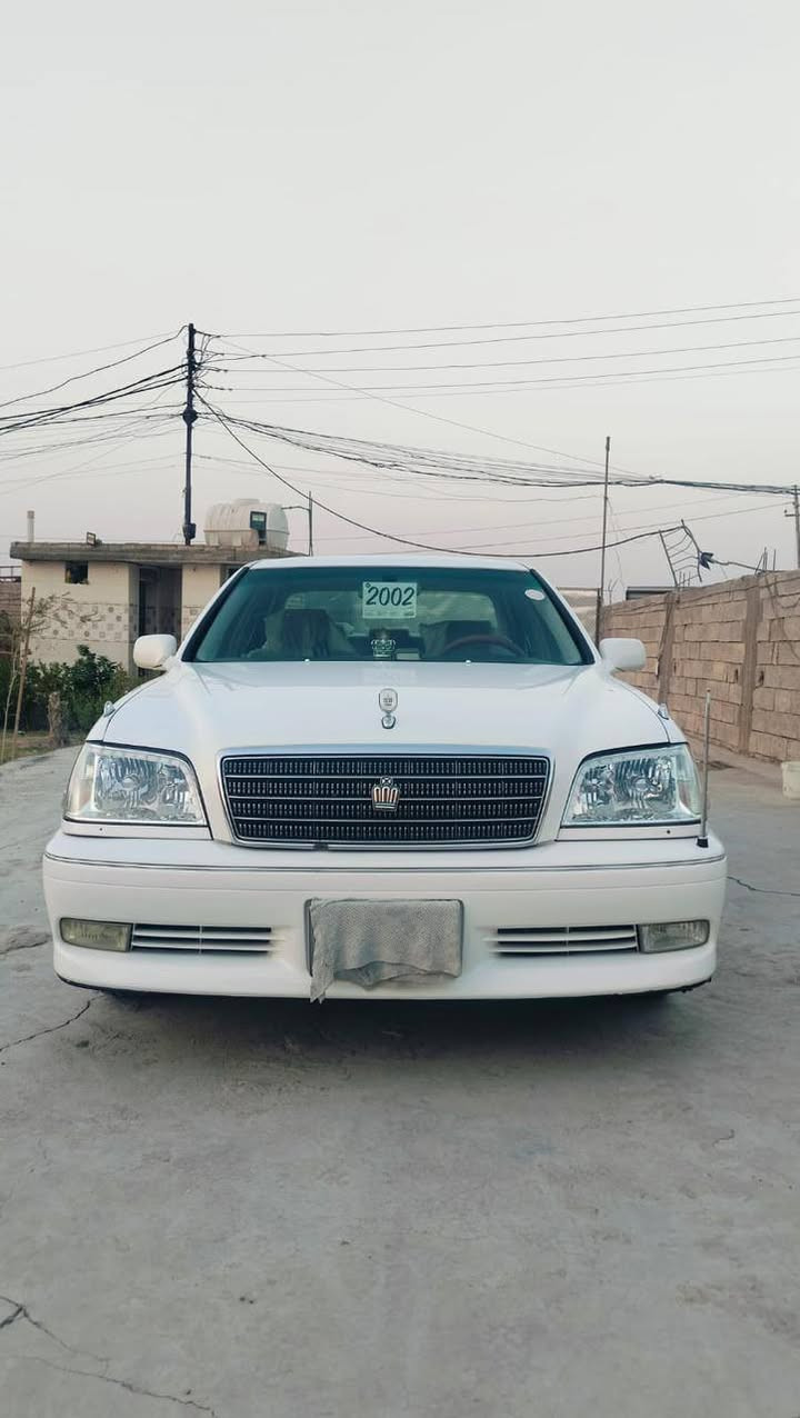 ملكة موديل ٢٠٠٢ اصل السعر ١٤٠ ورقة
مكان بغداد حي نورين ***********
