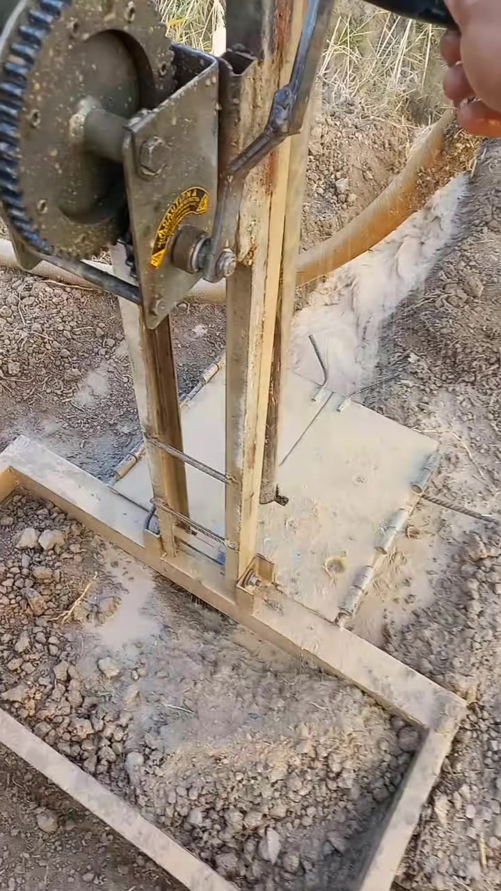 مستعدون لحفر الابار اليدوية والالية بالمنازل والحدائق كل مكان قطر 6/8/10 الاستفسار***********
