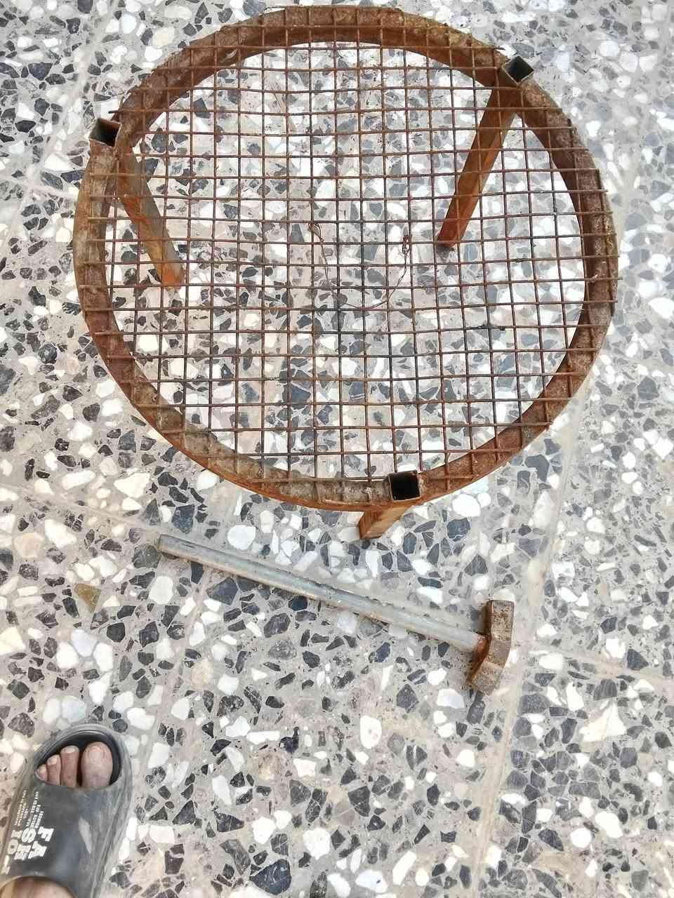 شخاطات عدد 3 الوحده 5متر و6متر      وجنلات اثنين طول 5متر    و3ونص ابيع شلع القطعه ب15الف.       شيش عدد 13 واحد هنه ستندر وقسمتهن بنص سعر الشيش بالفين.       جاكوج ومشوايه اثنينهم ب10الاف


**إذا كنت صاحب هذا الإعلان وتريد حذفه لأي سبب، رجاءا أرسل رسالة إلى الدعم الفني**