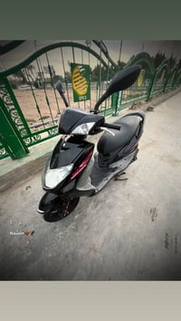 سگنز للبيع لأستفسار خاص 07875459907العنوان جسر المثنى قرب جزيرة بغداد ...