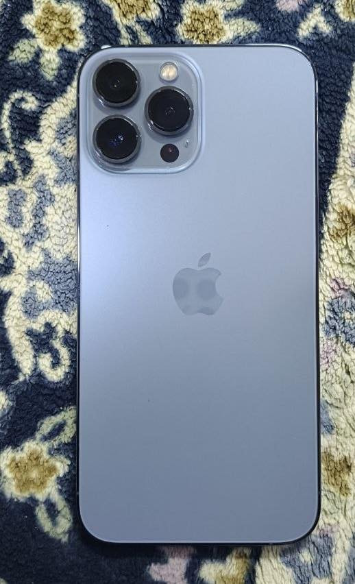 آيفون 13 برو ماكس بطاريه 86شرط ما مصعد ولا يعبر هوء لون بحري المميز نضافه فول واحد علئ واحد شرط جلخ ما بي السعر 675 مكاني الأيسر حي سومر 
***********
