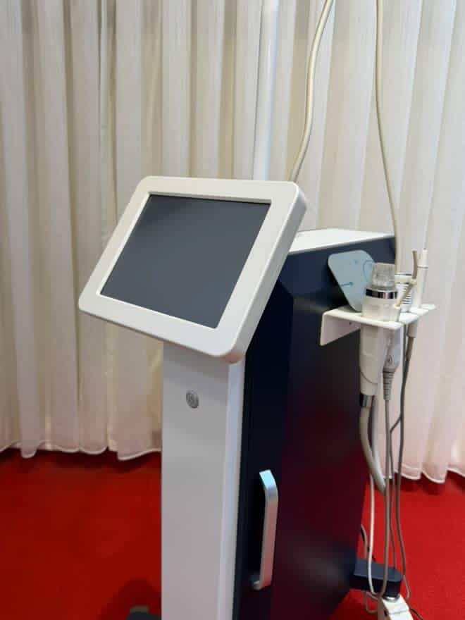 السلام عليكم عندي اجهزه تجميل للبيع اجهزة الليز ب ٧ملايين الواحد
والسيكرت ب٣ملايين 
ومال التاتو والليزر الكاربوني مليون ونص 
للاستفسار خاص


**إذا كنت صاحب هذا الإعلان وتريد حذفه لأي سبب، رجاءا أرسل رسالة إلى الدعم الفني**