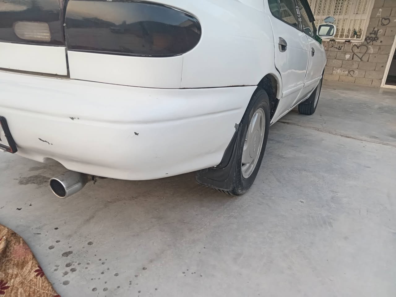 من رخصت الادمن للبيع كيا سيفيا ٩٥ رقم بغداد انكليزي محرك مفتوح كير عادي مكفولات تخم تاير جديد غرفه نضيفه مصبوغه عام مكفوله من ضربه وكص سنويه جديده للاستفسار الاتصال على *********** مكاني واسط الزبيديه السعر ٣٣ورقه
