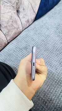 آيفون ١١ • شاشة مبدلة • بطارية ٩٥٪